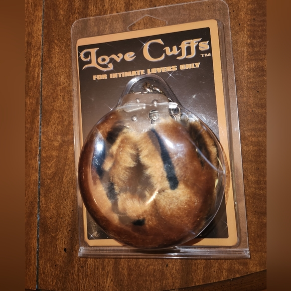 love cuffs Other - Fuzzy love cuffs
